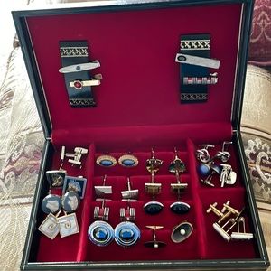 This is a lot of 17 man antique  cufflinks and 5 tie pins  including the case